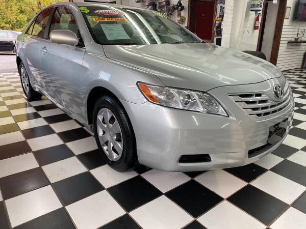 2007 Toyota Camry CE - cars & trucks - by dealer - vehicle... for sale in Urbana Illinois 61802, IL – photo 7