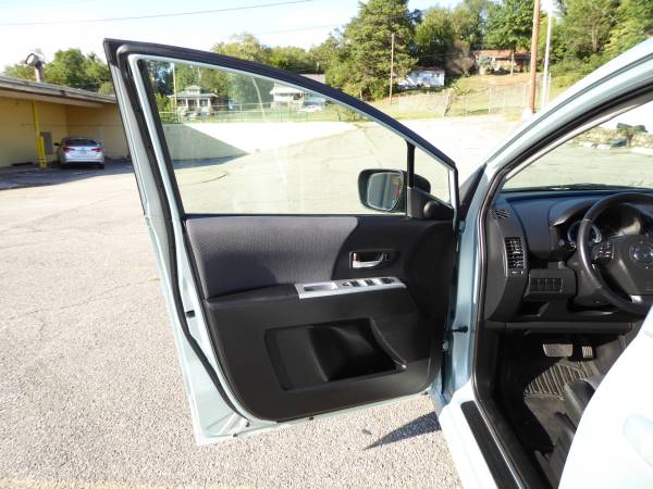 2006 Mazda MAZDA5 Touring*RUNS GREAT*CLEAN TITLE*90 DAYS WARRANTY* for sale in Roanoke, VA – photo 6