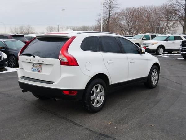 2011 Volvo Xc60 3.2 - cars & trucks - by dealer - vehicle automotive... for sale in Burnsville, MN – photo 6
