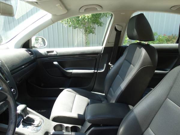 2010 *Volkswagen* *Jetta SE Whls Moon* *Local Trade, Gr for sale in Forest Grove, OR – photo 17