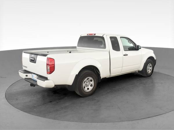 2019 Nissan Frontier King Cab S Pickup 2D 6 ft pickup White -... for sale in Austin, TX – photo 11