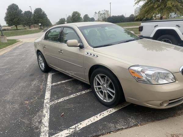 2007 Buick Lucerne - cars & trucks - by owner - vehicle automotive... for sale in Smithville, MO – photo 3