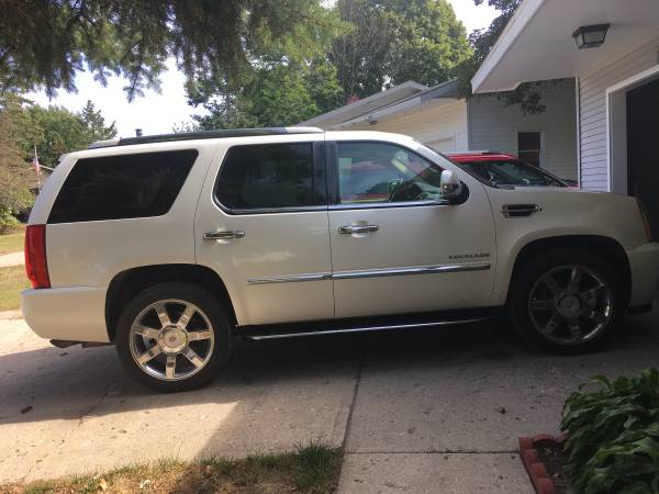2010 Cadillac Escalade Sport Utility 4D for sale in Acme, MI