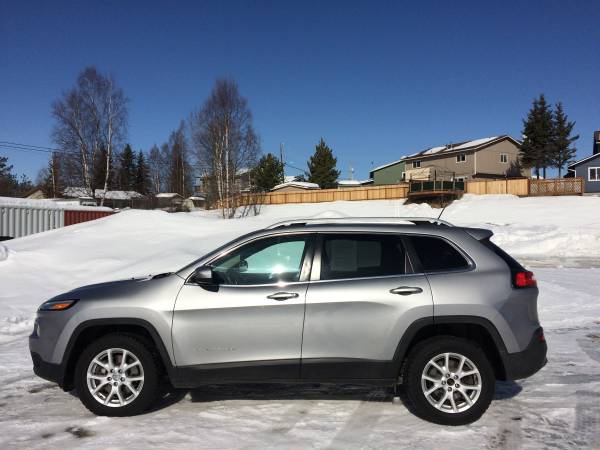 2016 Jeep Cherokee Latitude 4x4 - - by dealer for sale in Anchorage, AK – photo 7