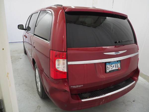 2014 Chrysler Town & Country Touring - - by dealer for sale in Wayzata, MN – photo 5