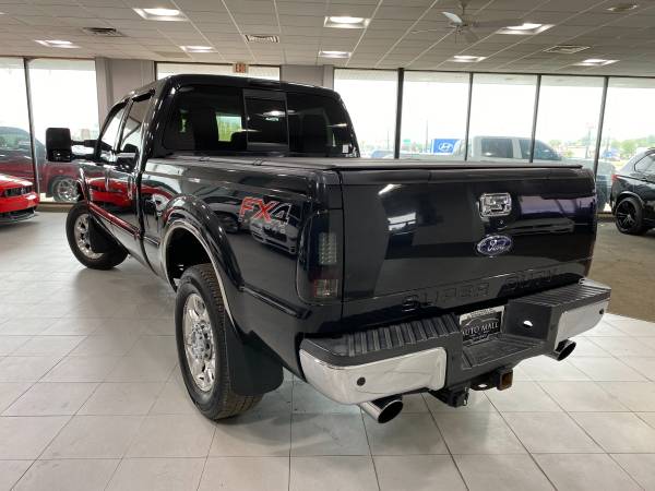 2012 Ford F-250 Super Duty Lariat - - by dealer for sale in Springfield, IL – photo 5