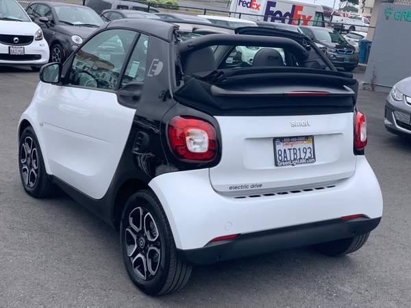 2017 Smart Fortwo Electric Drive with only 14, 228 Miles-peninsula for sale in Daly City, CA – photo 13