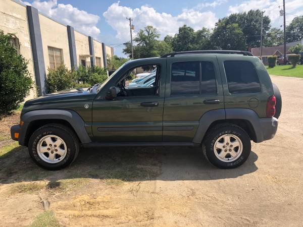 Jeep Liberty for sale in Jackson, MS – photo 3