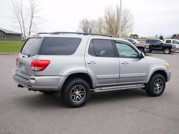 2005 Toyota Sequoia SR5 - - by dealer - vehicle for sale in Cambridge, MN – photo 11
