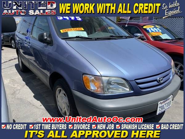 2001 Toyota Sienna LE for sale in midway city, CA