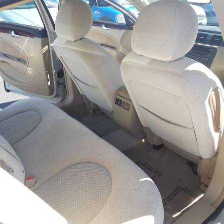 2010 Buick Lucerne CX - APPROVED W/ $1495 DWN *OAC!! for sale in La Crescenta, CA – photo 13