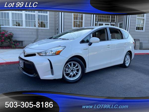 2017 Toyota Prius v Four Wagon 1-Owner Heated Leather Navigation Bac for sale in Milwaukie, OR – photo 6