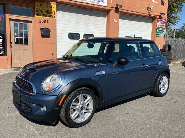 2011 MINI Cooper S 100% CREDIT APPROVAL! for sale in Albany, NY – photo 2