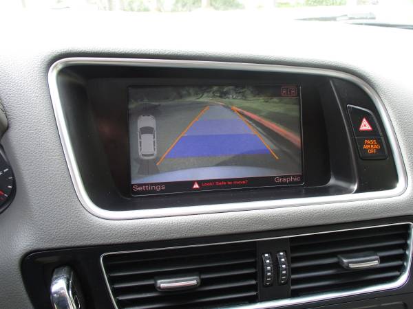 2011 Audi Q5 3.2L Prestige- AWD, Navi, Pano Roof, Bluetooth, LOADED!! for sale in Kirkland, WA – photo 16