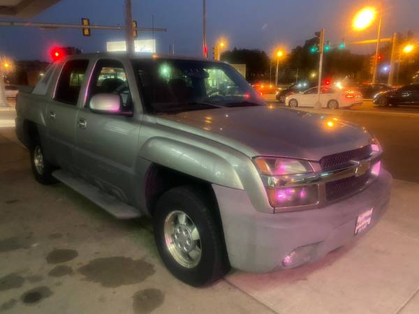 2002 CHEVROLET AVALANCHE - cars & trucks - by dealer - vehicle... for sale in MILWAUKEE WI 53209, WI – photo 4