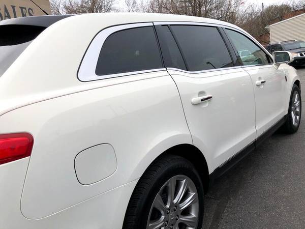 2013 Lincoln MKT 3 5L with EcoBoost AWD CALL OR TEXT TODAY! - cars & for sale in Cleveland, OH – photo 12