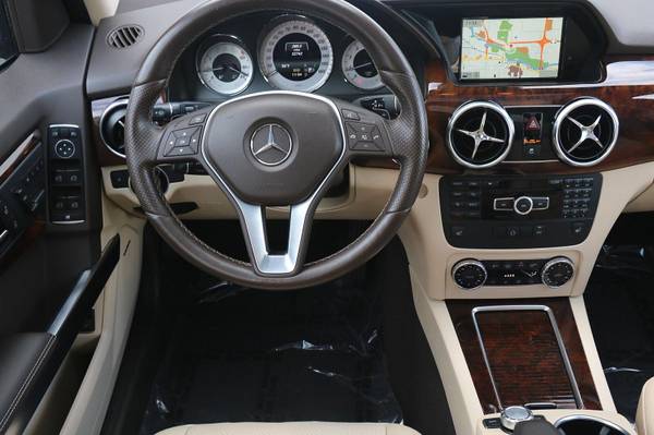 2014 Mercedes-Benz GLK 350 AWD 4MATIC- Extremely Equipped! AMG... for sale in Eugene, OR – photo 20