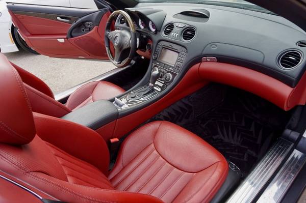 2011 Mercedes SL550 AMG Hard Top Convertible SHOW STOPPER ! WOW for sale in Austin, TX – photo 20