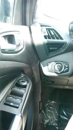 2014 Ford Escape SE 4dr SUV for sale in Decorah, IA – photo 8