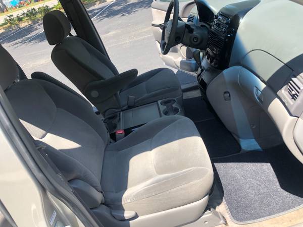 2005 Toyota Sienna LE 3-Row Seat V6 89K Miles Great Condition for sale in Jacksonville, FL – photo 8