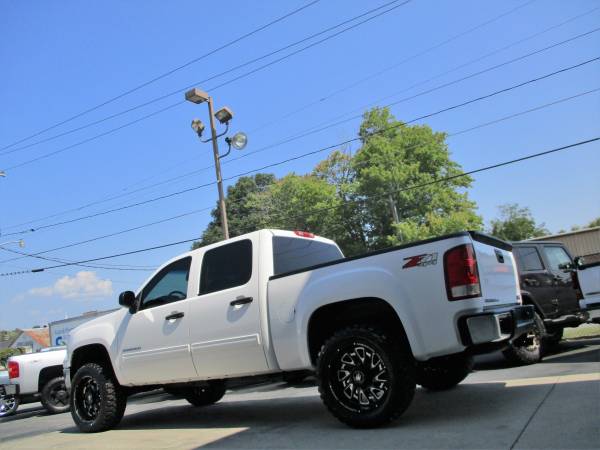 LIFTED 2013 GMC SIERRA 1500 4X4 CREWCAB NEW 33X12.50'S *124,343 MILE$* for sale in KERNERSVILLE, SC – photo 5