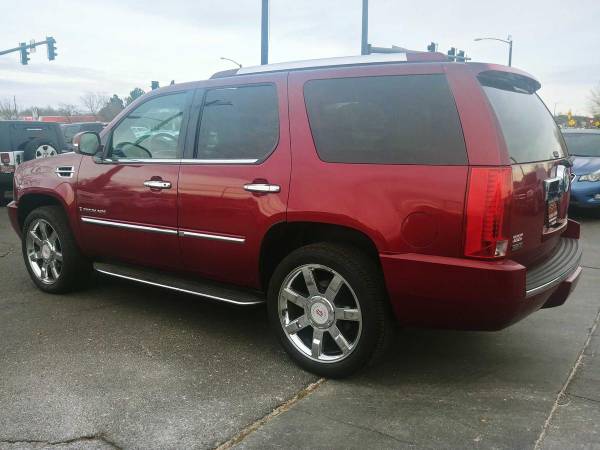 2009 Cadillac Escalade Base - cars & trucks - by dealer - vehicle... for sale in Loveland, CO – photo 4