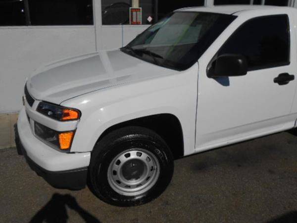 2011 Chevrolet Chevy Colorado Work Truck 4x2 2dr Regular Cab TAX... for sale in Covina, CA – photo 2