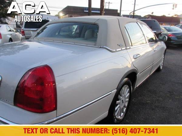 2005 Lincoln Town Car 4dr Sdn Signature Limited ***Guaranteed... for sale in Lynbrook, NY – photo 11