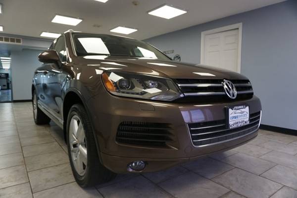 2012 Volkswagen Touareg TDI BEST DEALS HERE! Now-$269/mo for sale in Streamwood, IL – photo 4