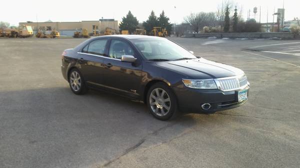 2007 Lincoln MKZ. Daily Driver. 158,000 Miles. Loaded. for sale in Saint Paul, MN – photo 2