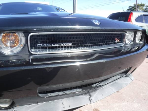 2010 Dodge challenger RT Hemi Classic - cars & trucks - by dealer -... for sale in New Port Richey , FL – photo 2
