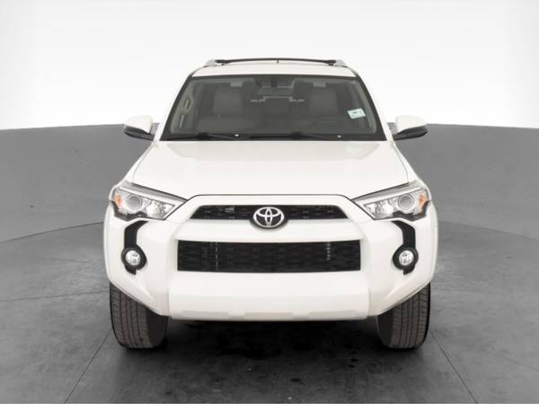 2018 Toyota 4Runner SR5 Sport Utility 4D suv White - FINANCE ONLINE... for sale in San Antonio, TX – photo 17