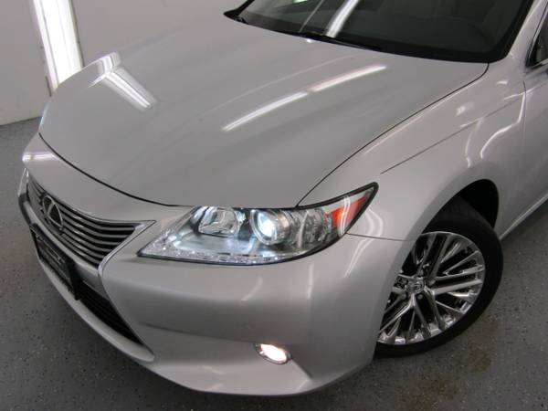 2013 Lexus ES 350 4dr Sdn - - by dealer - vehicle for sale in Carrollton, TX – photo 18