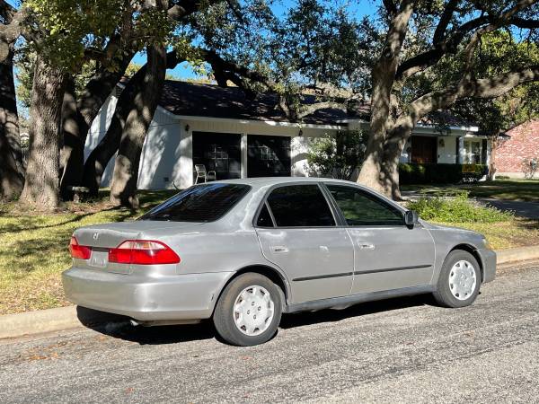1999 Honda Accord - cars & trucks - by owner - vehicle automotive sale for sale in San Antonio, TX – photo 4