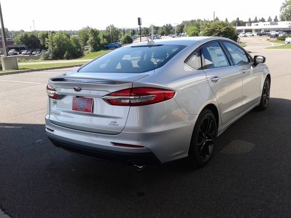 2019 Ford Fusion SE for sale in Plymouth, MN – photo 5