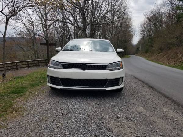 2012 VW Volkswagon GLI Autobahn Rare Find Tastefully Updated - cars for sale in Montandon, PA – photo 9