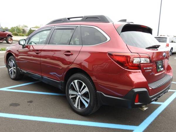 2018 Subaru Outback - Financing Available! - cars & trucks - by... for sale in Fishers, IN – photo 5