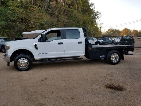 2019 *Ford* *Super Duty F-350 DRW Cab-Chassis* *CREW CA - cars &... for sale in Vicksburg, MS – photo 7