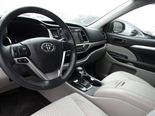 2016 *Toyota* *Highlander* *AWD 4dr V6 LE Plus* - cars & trucks - by... for sale in Council Bluffs, NE – photo 12