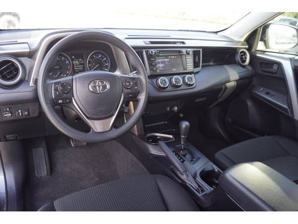 2017 Toyota RAV4 LE - Easy Financing Available! for sale in Hurst, TX – photo 8