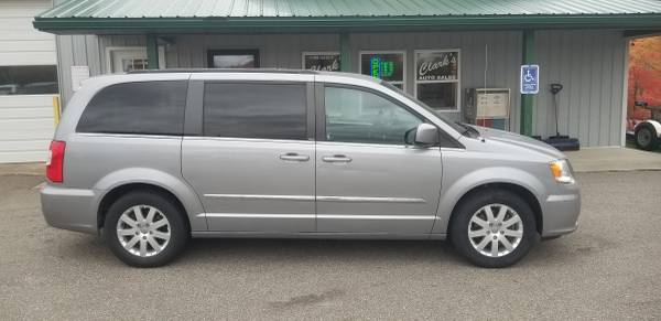 2013 CHRYSLER TOWN AND COUNTRY**STO-N-GO** - cars & trucks - by... for sale in LAKEVIEW, MI – photo 4