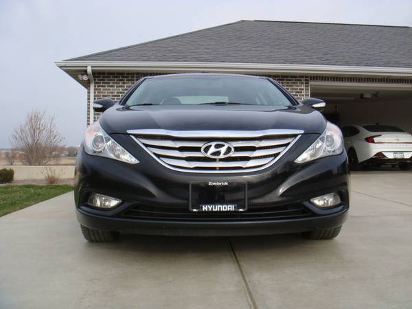 2012 Hyundai Sonata Limited 2.0T - cars & trucks - by owner -... for sale in Evansville, WI – photo 3