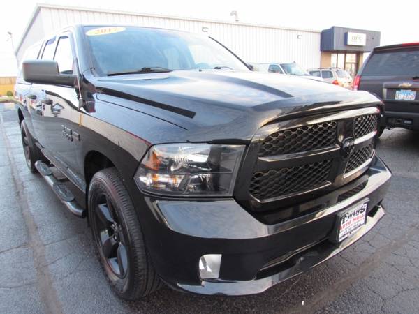 2017 Ram 1500 4X4 Quad Cab - cars & trucks - by dealer - vehicle... for sale in Rockford, IL – photo 13