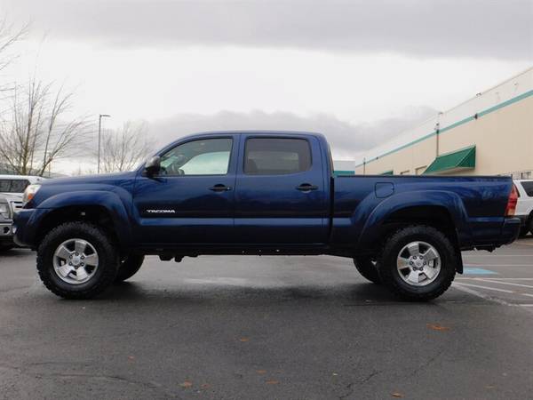 2008 Toyota Tacoma 4X4 V6 / DOUBLE CAB / LONG BED / 1-OWNER / LIFTED... for sale in Portland, OR – photo 3