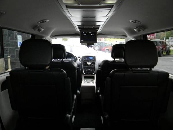 2014 Chrysler Town & Country TOURING-L 30TH ANNIVERSARY 7-PASSENGER... for sale in Plaistow, MA – photo 14