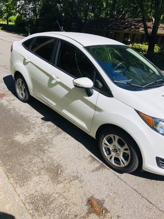 2016 Ford Fiesta SE 26000 Original Miles, Clean Title, No Wrecks! for sale in Other, SC – photo 2