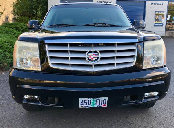 2003 Cadillac Escalade AWD, Runs Excellent, Great service history, for sale in Lake Oswego, OR – photo 4