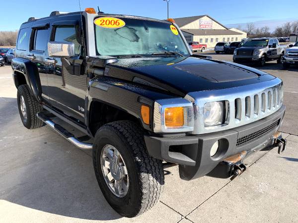 2006 HUMMER H3 4dr 4WD SUV - - by dealer - vehicle for sale in Chesaning, MI – photo 22