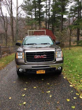 2007 GMC Sierra 2500 - cars & trucks - by owner - vehicle automotive... for sale in Millerton, NY – photo 2