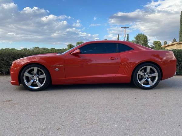 2010 Chevrolet Camaro Chevy 2SS Coupe - cars & trucks - by dealer -... for sale in Tucson, AZ – photo 4